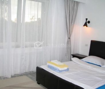 Republicii, UMF, apartament premium renovat, 3 camere - Photo 1