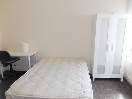 5 bedroom terraced house to rent - Photo 2