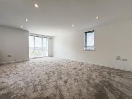 2 bedroom flat to rent - Photo 3