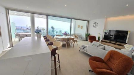Apartamento en alquiler en Playa San Juan - Foto 2