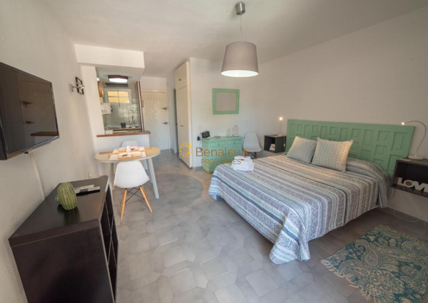 For rent MID SEASON 01/11/2024 - 31/03/2025 Beautiful studio apartment in Benalmadena Costa
