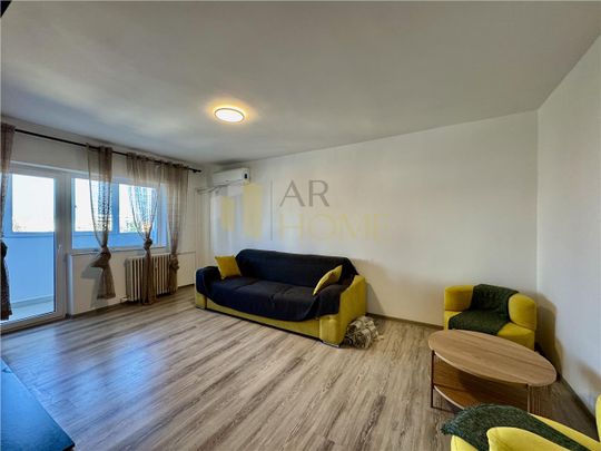 Apartament 3 camere, prima inchiriere, zona Democratiei Sud, Ploiesti. - Photo 1
