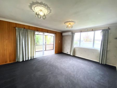 Redwoodtown Family Home - Photo 5