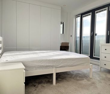 Kings Road, SWANSEA - Photo 4