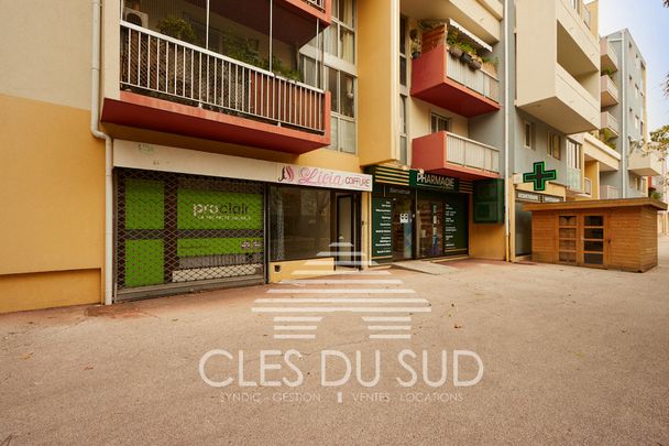 Location Local Professionnel La Garde - Photo 1