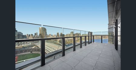 AUSTRALIAN LUXURY THAT FEELS LIKE HOME! - Photo 5