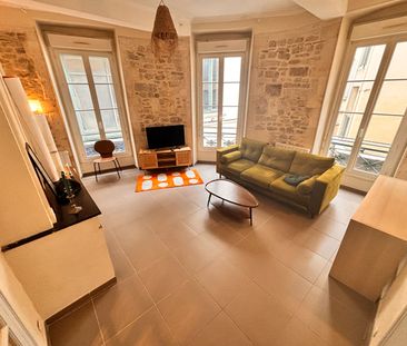 NIMES CENTRE - APPARTEMENT MEUBLE T3 DE 63M2 - Photo 4
