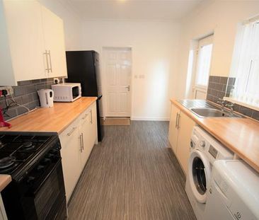 4 bedroom house share to rent - Photo 2