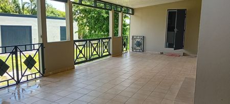 Location Maison 3 pièces 90m² STE ANNE 97180 - Photo 4