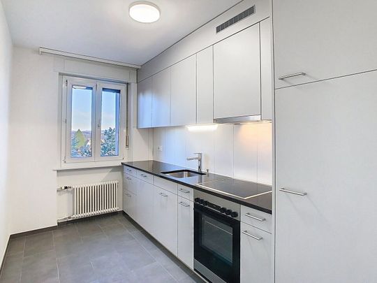 CHARMANT LOGEMENT TRES BIEN SITUE ET ENTIEREMENT RENOVE - Photo 1