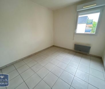 Location Appartement 2 pièces 39m² HENIN BEAUMONT 62110 - Photo 6