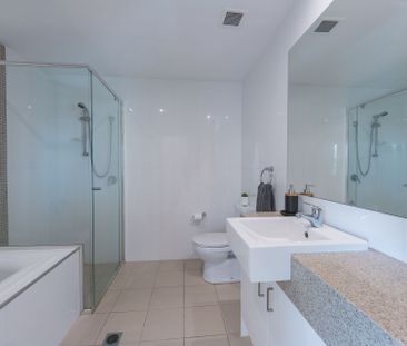 Super Spacious in Waves - Suttons Beach Location! - Photo 6