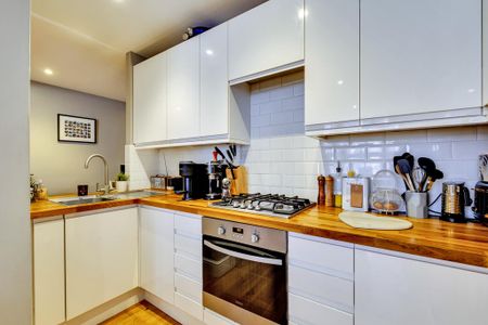 2 bedroom flat to rent - Photo 4