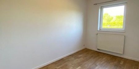 Appartement te huur in Jambes voor € 900 met 2 slaapkamers - Foto 2