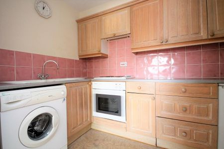 1 bedroom flat to rent - Photo 4