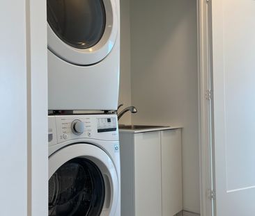 For Lease - 65 Annie Craig Drive Unit# 609, Toronto, Ontario - Photo 4