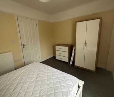 38 Benburb Street, Belfast, BT12 6JG - Photo 6