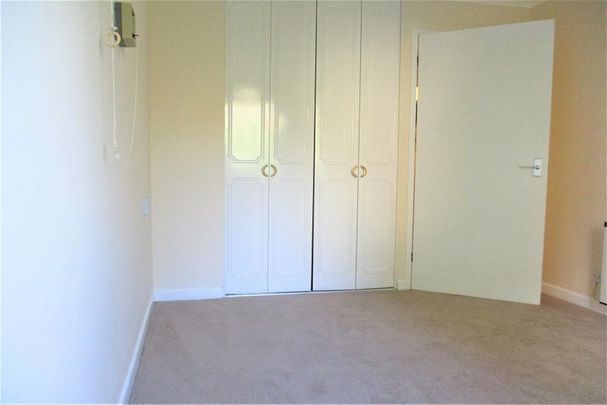1 bedroom retirement property to rent - Photo 1