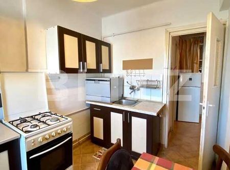 Apartament cu 2 camere, 50mp, zona Sala Polivalenta - Photo 5