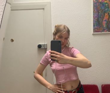 Studentin (24) mit festem Einkommen sucht 1-Zimmer Wohnung - Photo 3