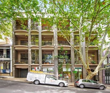 New York style split level apartment with balcony - Photo 5