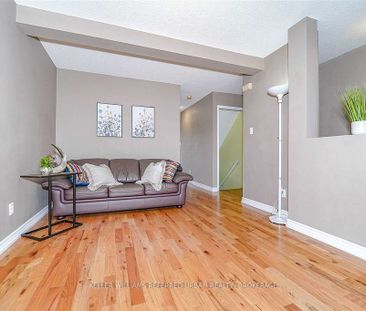 For Lease - 75 William Curtis Circle, Newmarket, Ontario - Photo 6