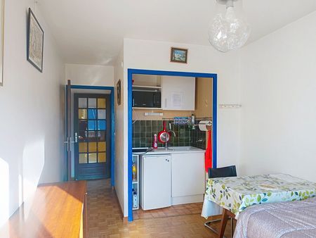 Appartement à louer - REIMS BD DE LA PAPIX - Photo 2