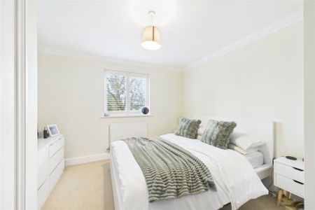 2 bedroom Flat in Cygnet House, Maidenhead - Photo 4