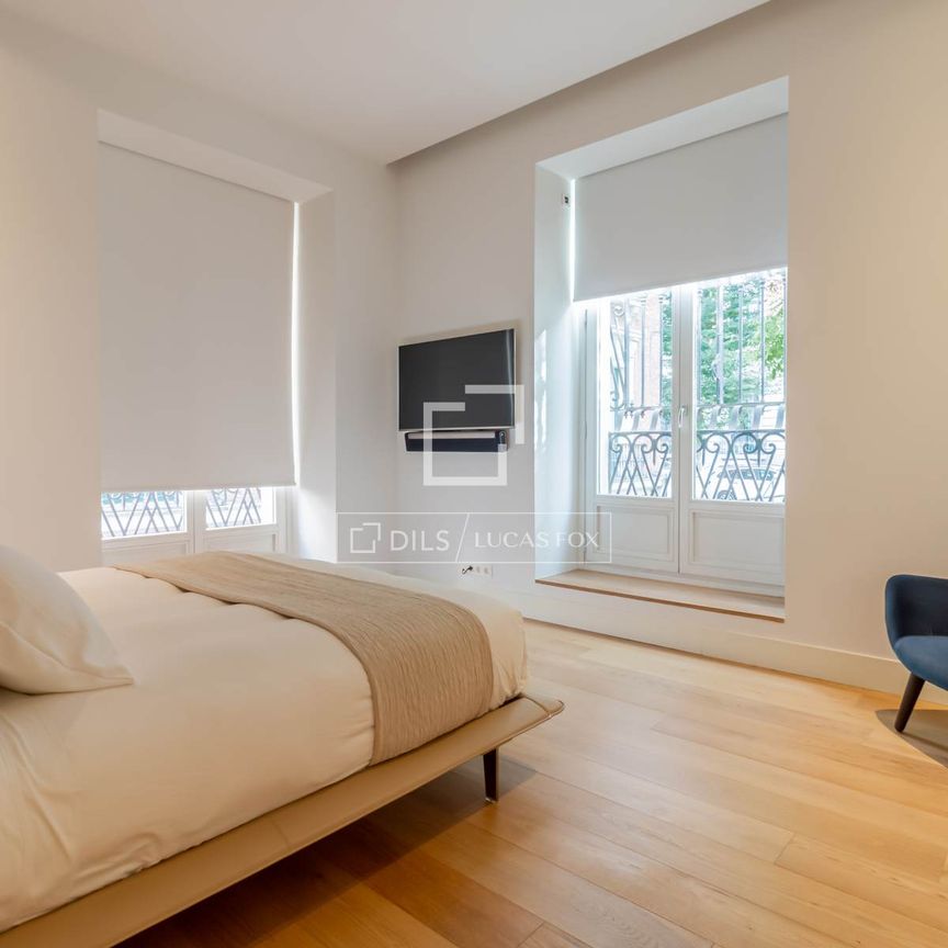 Exclusive Luxury Apartment in the Heart of Justicia - Photo 1