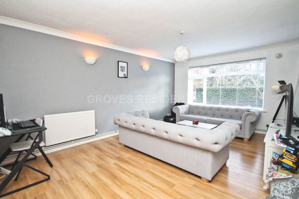 Price £1,500 pcm - Available 24/01/2026 - Unfurnished - Photo 1