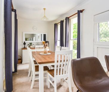 Neat & Sweet in a Leafy Location - Photo 3