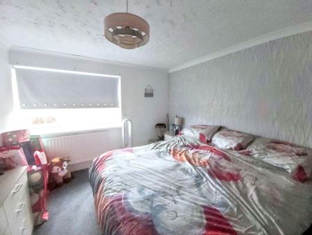 Chester Grove, Newsham, Blyth, Northumberland, NE24 5SJ - Photo 2