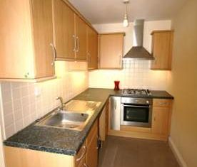 2 bedroom property to rent in Exmouth - Photo 3