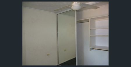 WALK TO THE BEACH ! - Photo 2