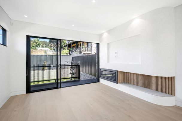 STUNNING HOME OVERLOOKING PARKLANDS - Photo 1
