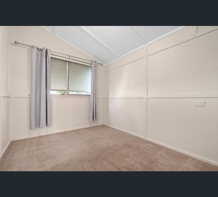96 Railway Street, Turvey Park, NSW 2650 - Photo 1