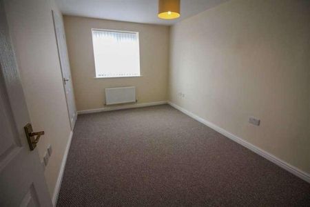 Kelty Grove, Heywood, OL10 - Photo 3