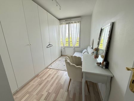 Location Appartement 3 pièces 65m² - Photo 2