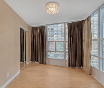 For Lease - 33 Elm Drive Unit# 906, Mississauga, Ontario - Photo 4