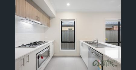 Easy Living in a Well-Connected Clyde Location - Photo 2