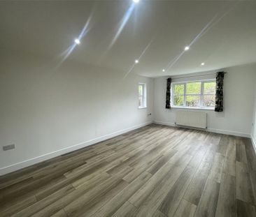 4 bedroom detached house to rent - Photo 1
