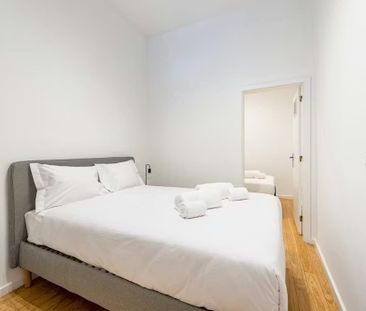 Rua de Miragaia, Porto, Braga 4050-430 - Photo 1
