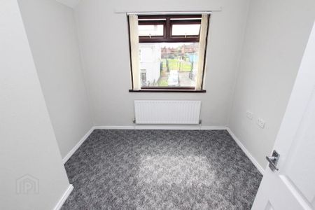 47 Longlands Road, Newtownabbey, BT36 7LY - Photo 4