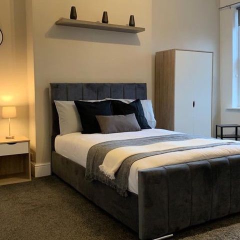 West Bridgford House Share Room 2 - Photo 1