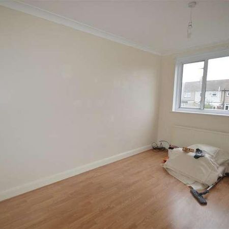 Rainham Road South, Dagenham, RM10 - Photo 4