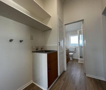 Excellent accommodation in St. Albans! - Photo 6