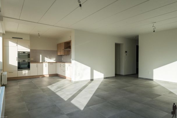 Prachtig appartement met tuintje - Photo 1