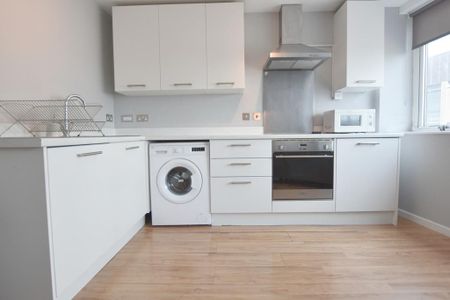 1 bedroom flat to rent - Photo 5