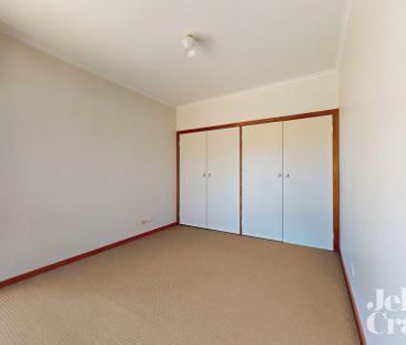 2/4 Leinster Street, Ormond - Photo 6