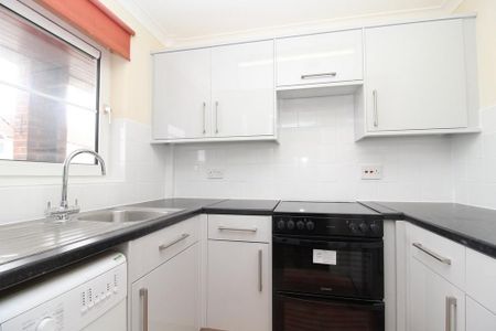 2 bedroom apartment to rent - Photo 3